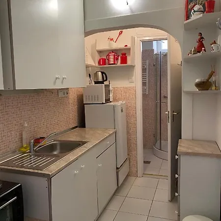Διαμέρισμα Cozy Studio Flat In The Heart Of *